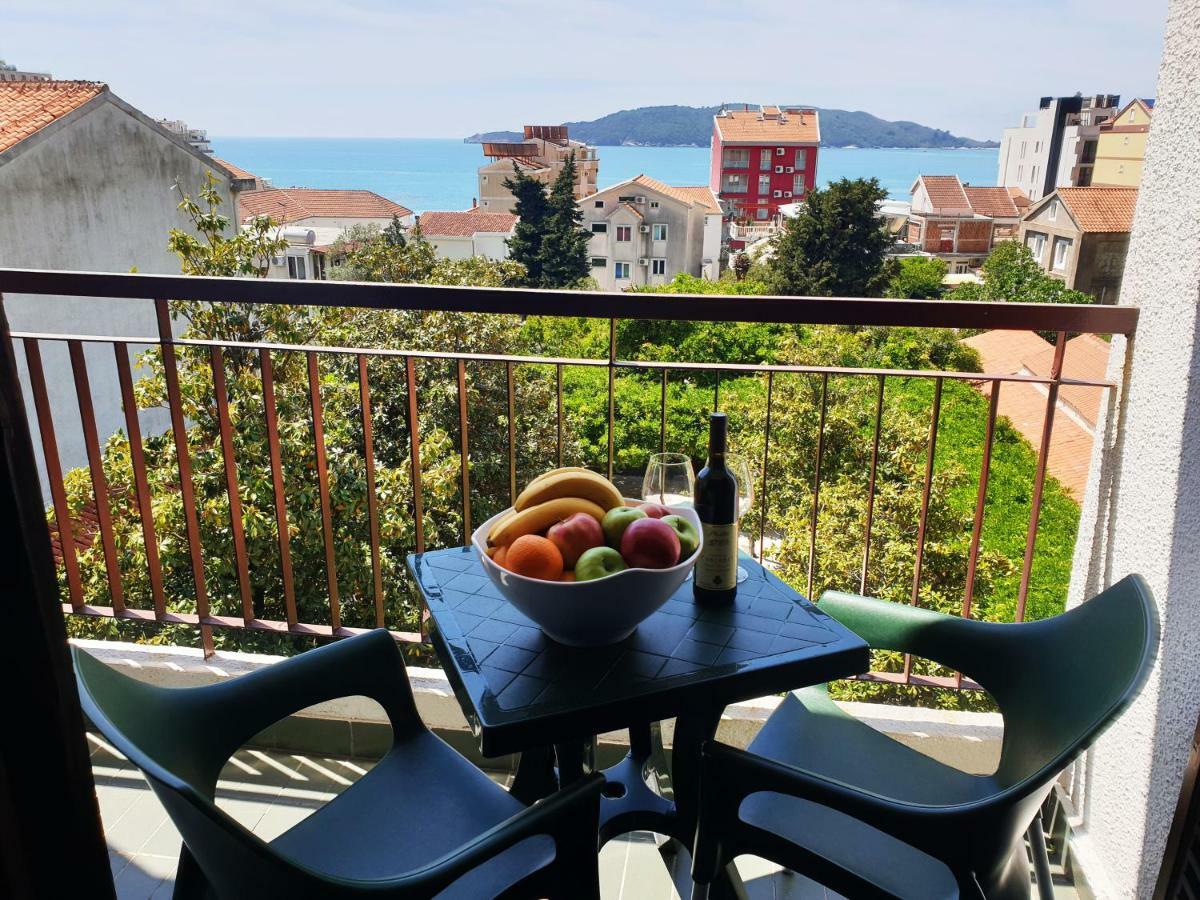 Hotel Sumadija Rafailovici Бечичи Экстерьер фото